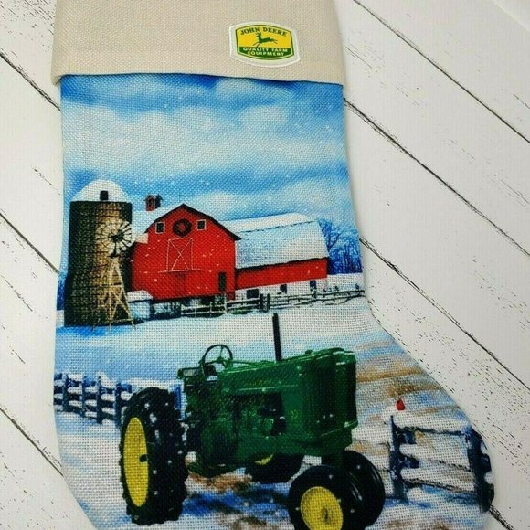 Kurt Adler JOHN DEERE STOCKING Red Barn 17″